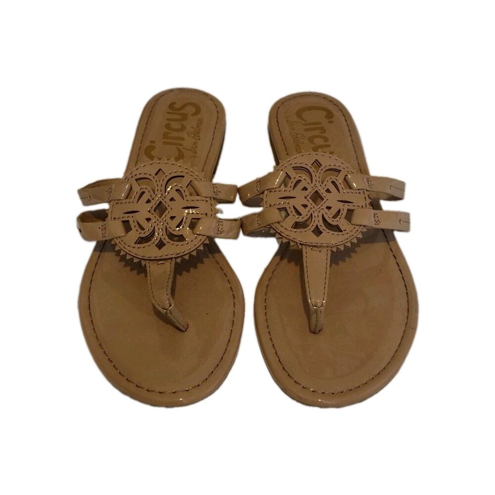 Circus by Sam Edelman Cherri Size 7.5 Medallion Thong Sandals Flat Beige